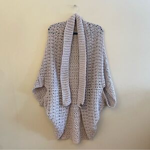 LD Yarn Creations Hand Crochet Oatmeal Grey Oversized Shrug – OS New